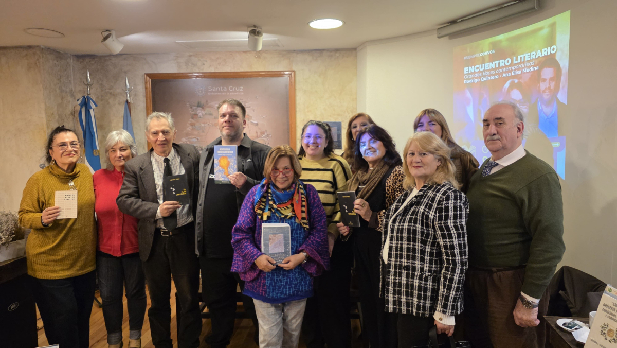 Casa de Santa Cruz fue escenario de un encuentro dedicado a la literatura contemporánea