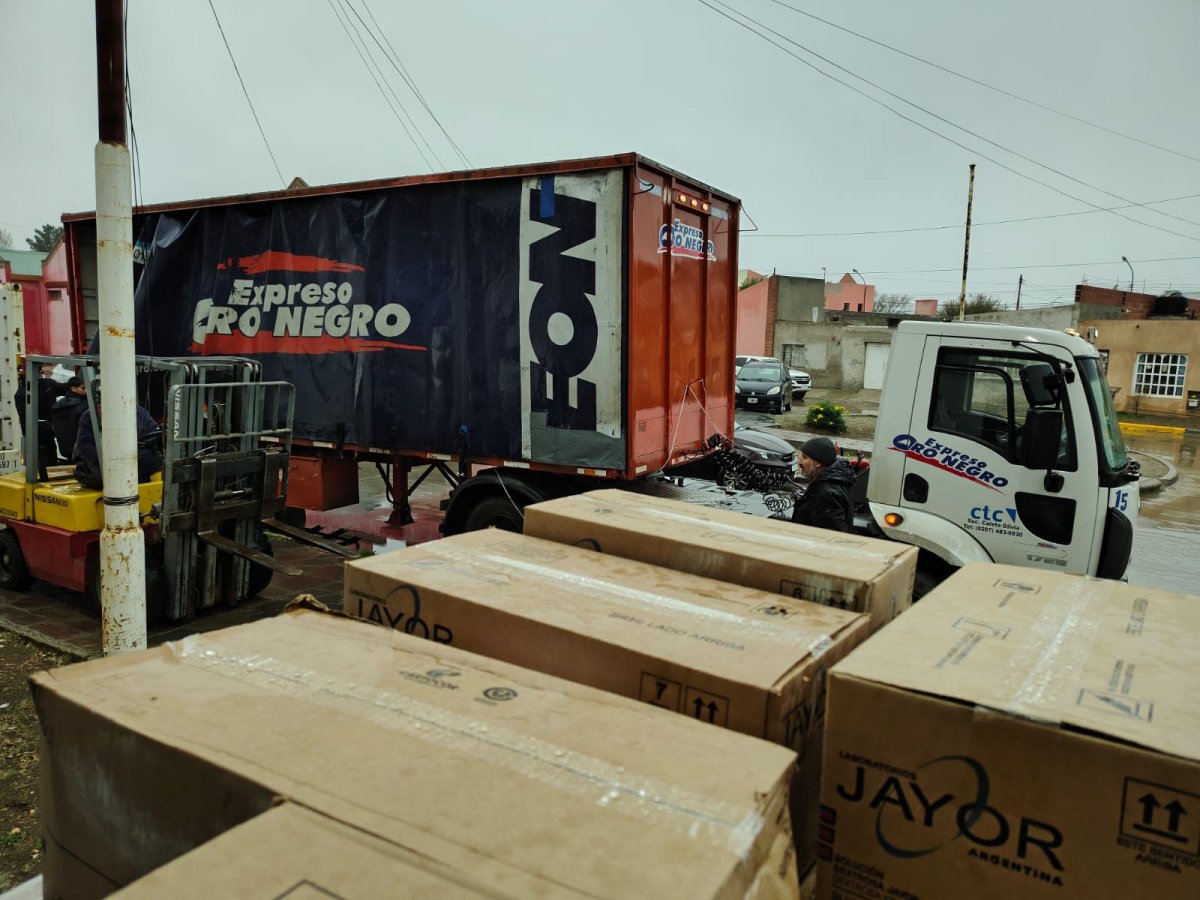 El Hospital Zonal de Caleta Olivia recibió una nueva carga de medicamentos