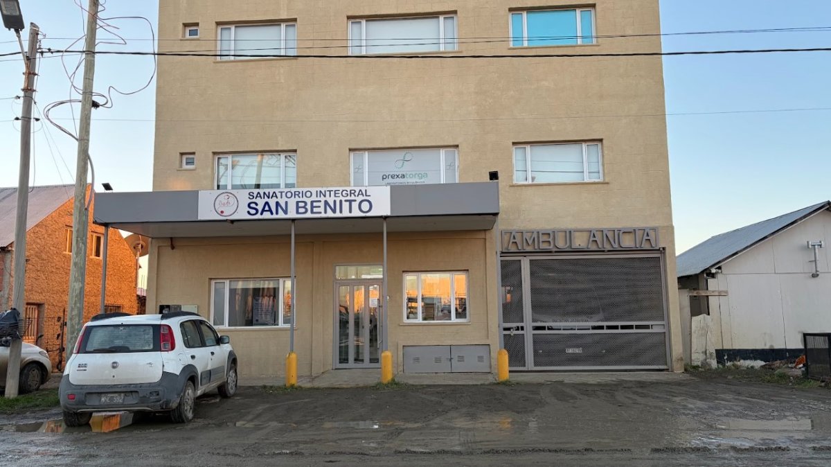 Sanatorio Integral San Benito ubicado en Calle 32, entre 13 y 17.