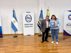Más de 40 familias de Puerto San Julián accedieron a los títulos de sus propiedades 