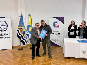 Más de 40 familias de Puerto San Julián accedieron a los títulos de sus propiedades 
