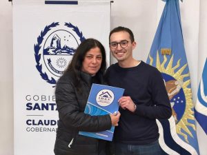 Más de 40 familias de Puerto San Julián accedieron a los títulos de sus propiedades 