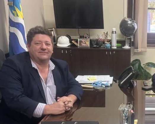 Pedro Luxen evoluciona favorablemente tras una intervenci&oacute;n quir&uacute;rgica por un accidente dom&eacute;stico