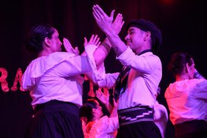 La Escuela Provincial de Danzas compartió dos muestras artísticas con gran acompañamiento familiar