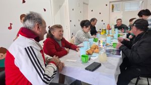 Jornada de recreación y entrega de pensiones para adultos mayores