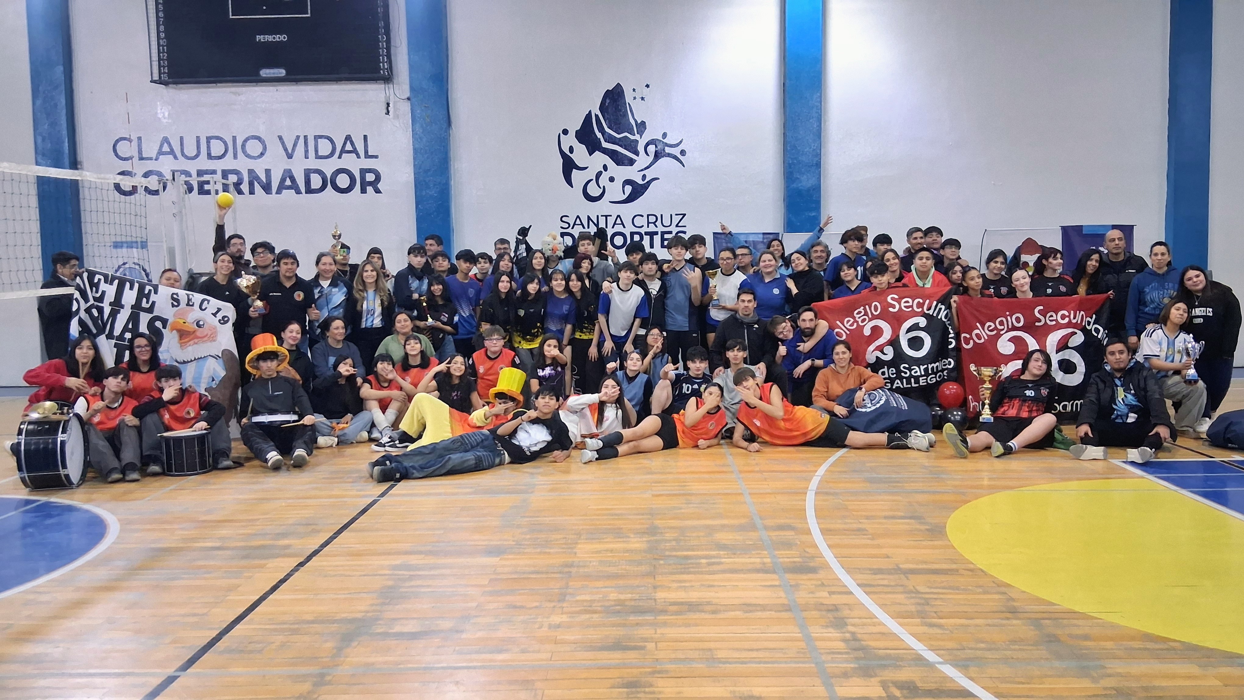 Río Gallegos: Finalizó la primera instancia del Torneo Estudiantil de vóley mixto en el CePARD