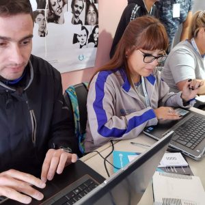 Se concretó la primera jornada de entregas de tarjetas alimentarias en Caleta Olivia