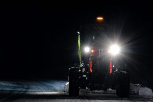 Vialidad Provincial realizó tareas de despeje de nieve y distribución de sal