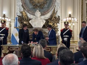 Claudio Vidal: “El diálogo y el respeto por el federalismo deben marcar el camino que necesita nuestro país”