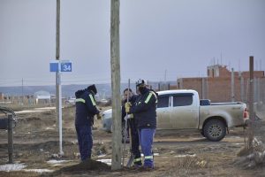 #PlanPatria: Avanzan en la instalación de líneas de baja tensión en barrios de Río Gallegos