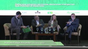 Santa Cruz participó del inicio de las XX Jornadas Nacionales de IDERA