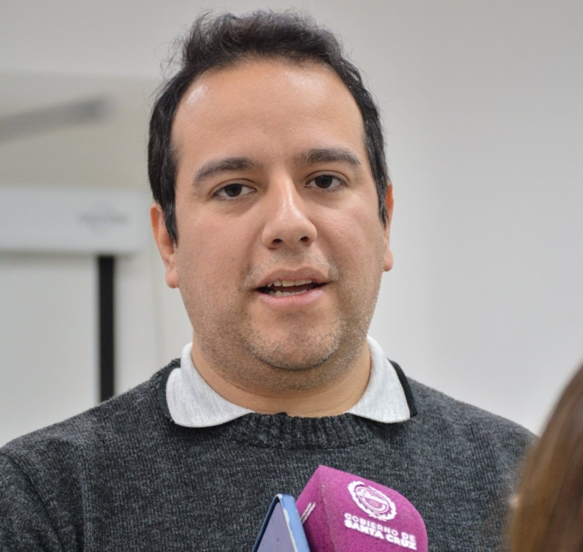 Lic. Enrique Casas.
