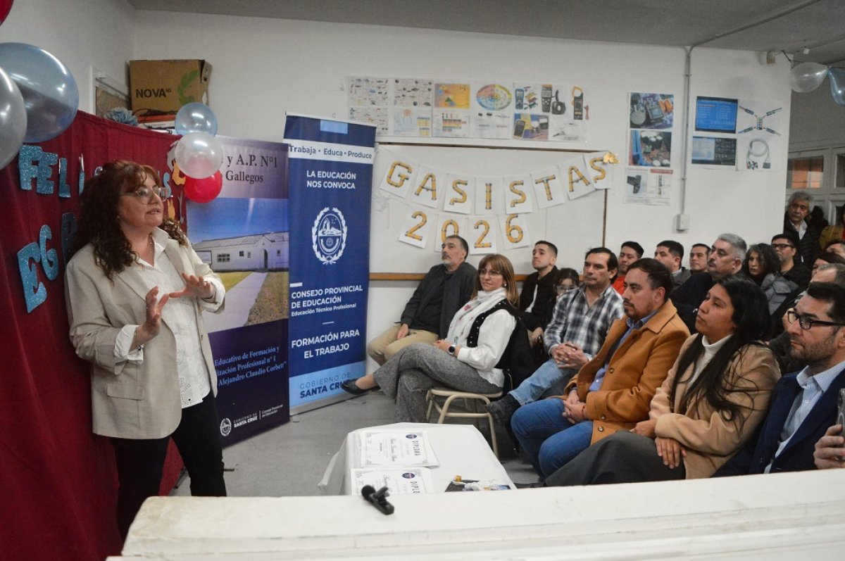 Acto de entrega de certificaciones.