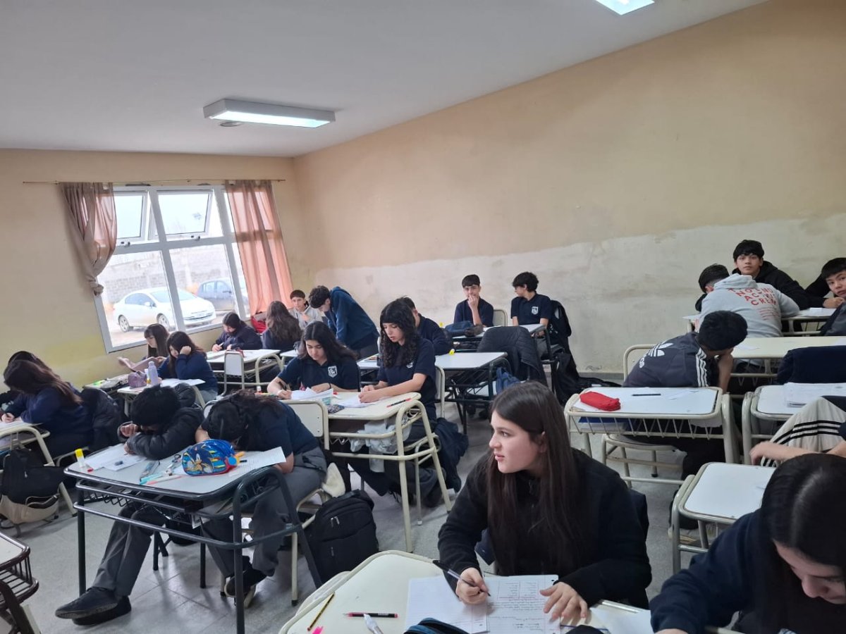 Aprender 2025: Santa Cruz alcanzó el mejor resultado en Lengua de los últimos 10 años y consolida la recuperación en Matemática