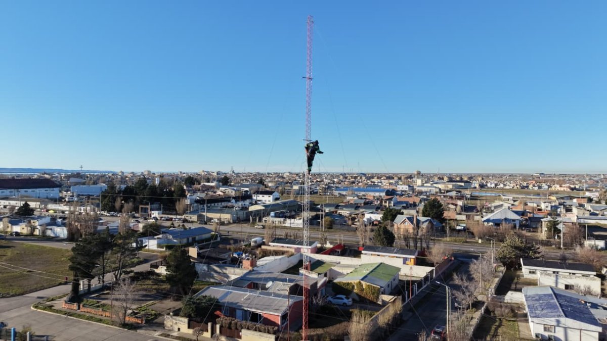 Se realizó la instalación y puesta en funcionamiento de equipamiento para mejorar la conectividad.