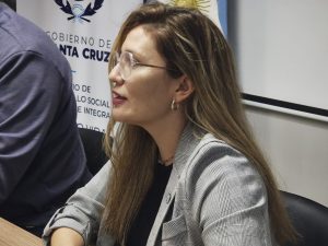 El Gobierno de Santa Cruz entregó certificaciones de la capacitación en Lengua de Señas a los agentes de la administración pública