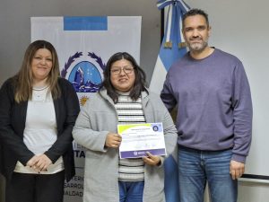 El Gobierno de Santa Cruz entregó certificaciones de la capacitación en Lengua de Señas a los agentes de la administración pública
