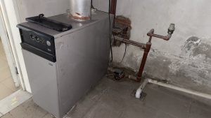 Educación avanza en una obra clave en el sistema de calefacción en el edificio que comparten la EPP N° 88 y el CPES N° 42