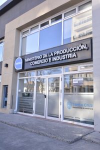 Boleto Estudiantil: Más de 160 universitarios regresan a Santa Cruz con descuento del 70%
