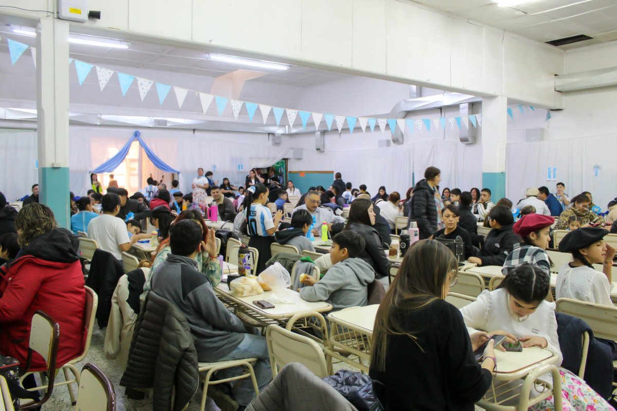 Río Turbio: Las familias y las escuelas celebraron el 9 de Julio con una gran fiesta patria
