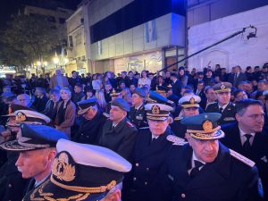 Claudio Vidal participó en la vigilia por el Día de la Independencia junto al presidente Javier Milei 