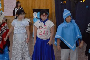 La Escuela Primaria N°19 celebró con un gran acto el Día de la Independencia