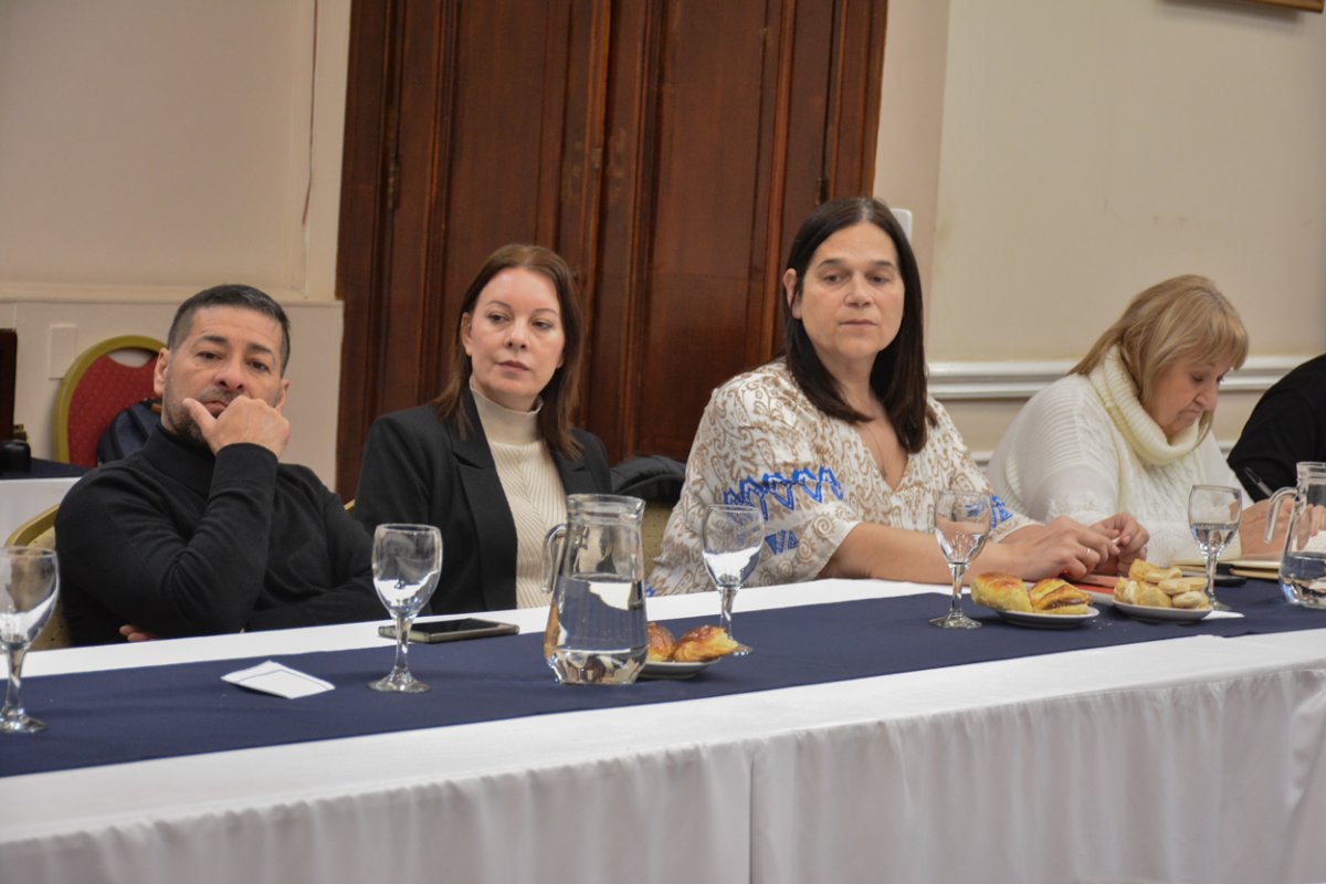 Gobierno e intendentes avanzan en una agenda de diálogo para fortalecer el sistema previsional santacruceño