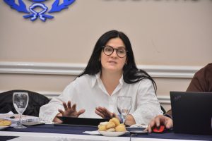 Martínez destacó el diálogo con Provincia y llamó a llevar tranquilidad a los trabajadores