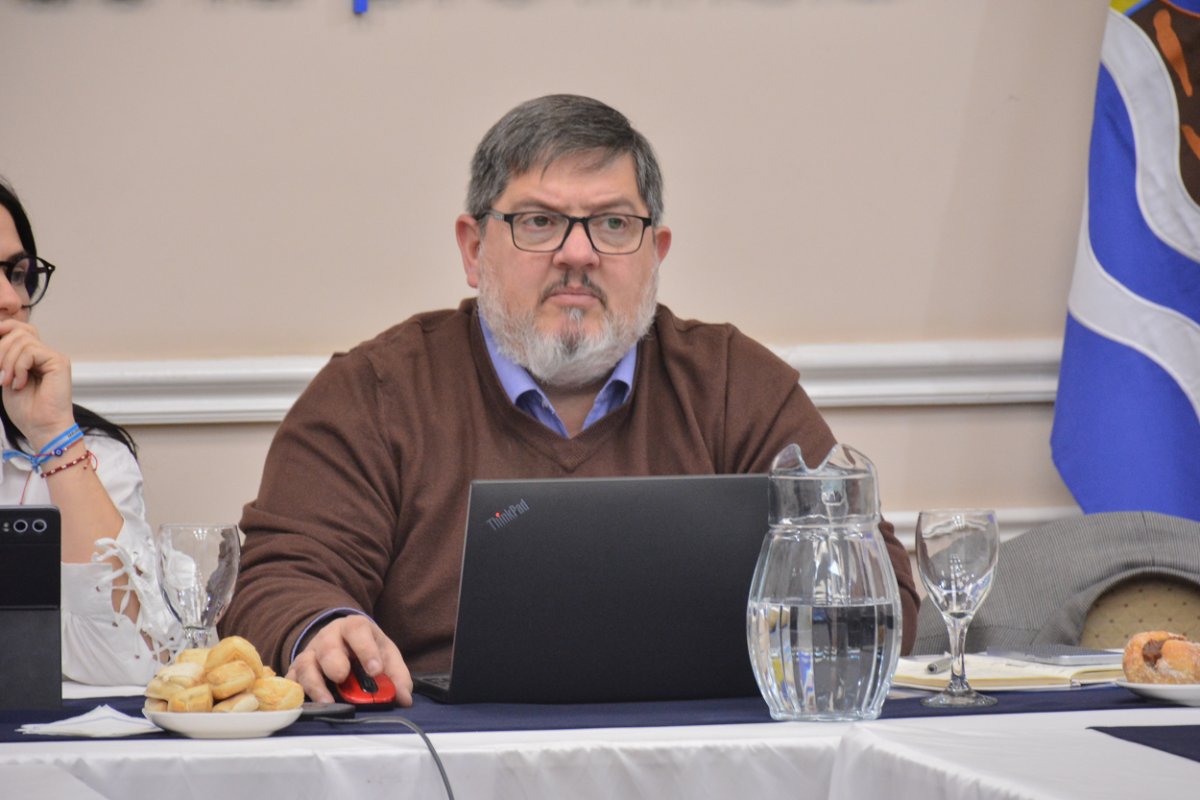 Martínez destacó el diálogo con Provincia y llamó a llevar tranquilidad a los trabajadores