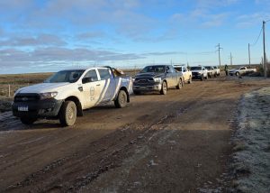 Más familias de Puerto Deseado recibieron leña para afrontar el invierno con el acompañamiento del Estado
