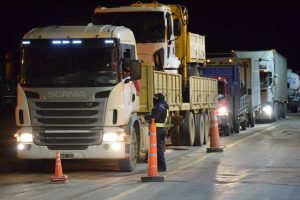 Hasta 700 camiones por día son controlados en la Unidad Operativa Ramón Santos