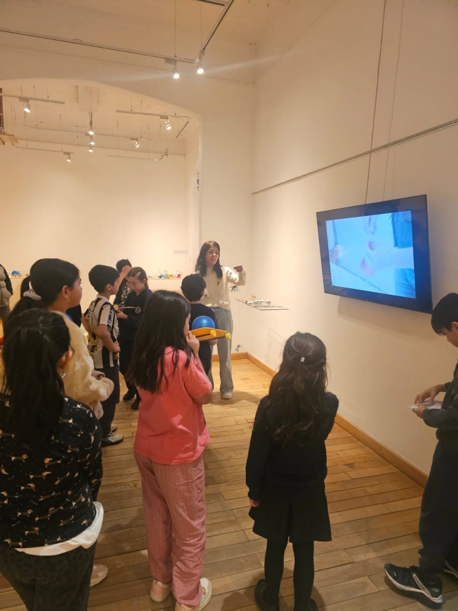 El Museo de Arte Eduardo Minnicelli fortalece las experiencias culturales con visitas guiadas a la muestra "Juegos & Juguetes"
