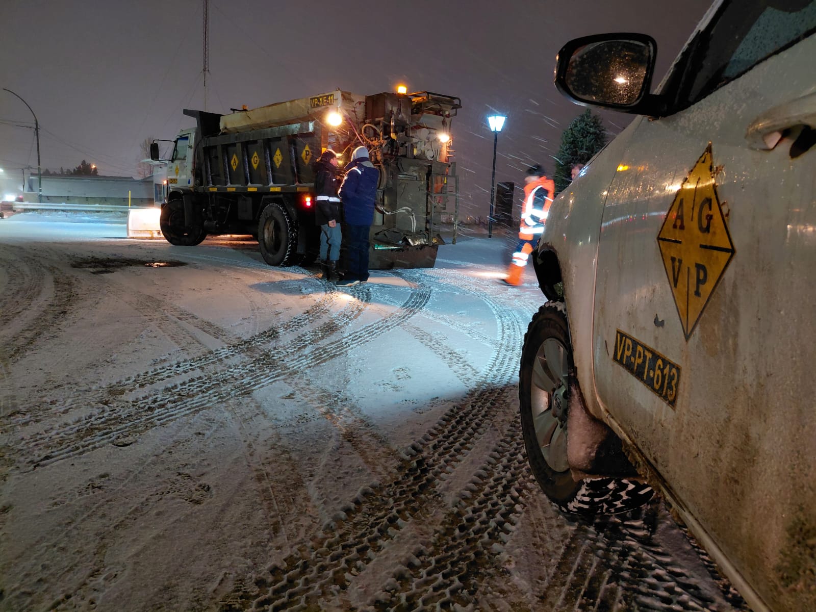 Vialidad Provincial realiza tareas de despeje de nieve sobre la Ruta Complementaria Nº 20