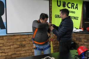 El Ministerio de Trabajo capacitó a trabajadores de la UOCRA en prevención y seguridad para tareas en altura