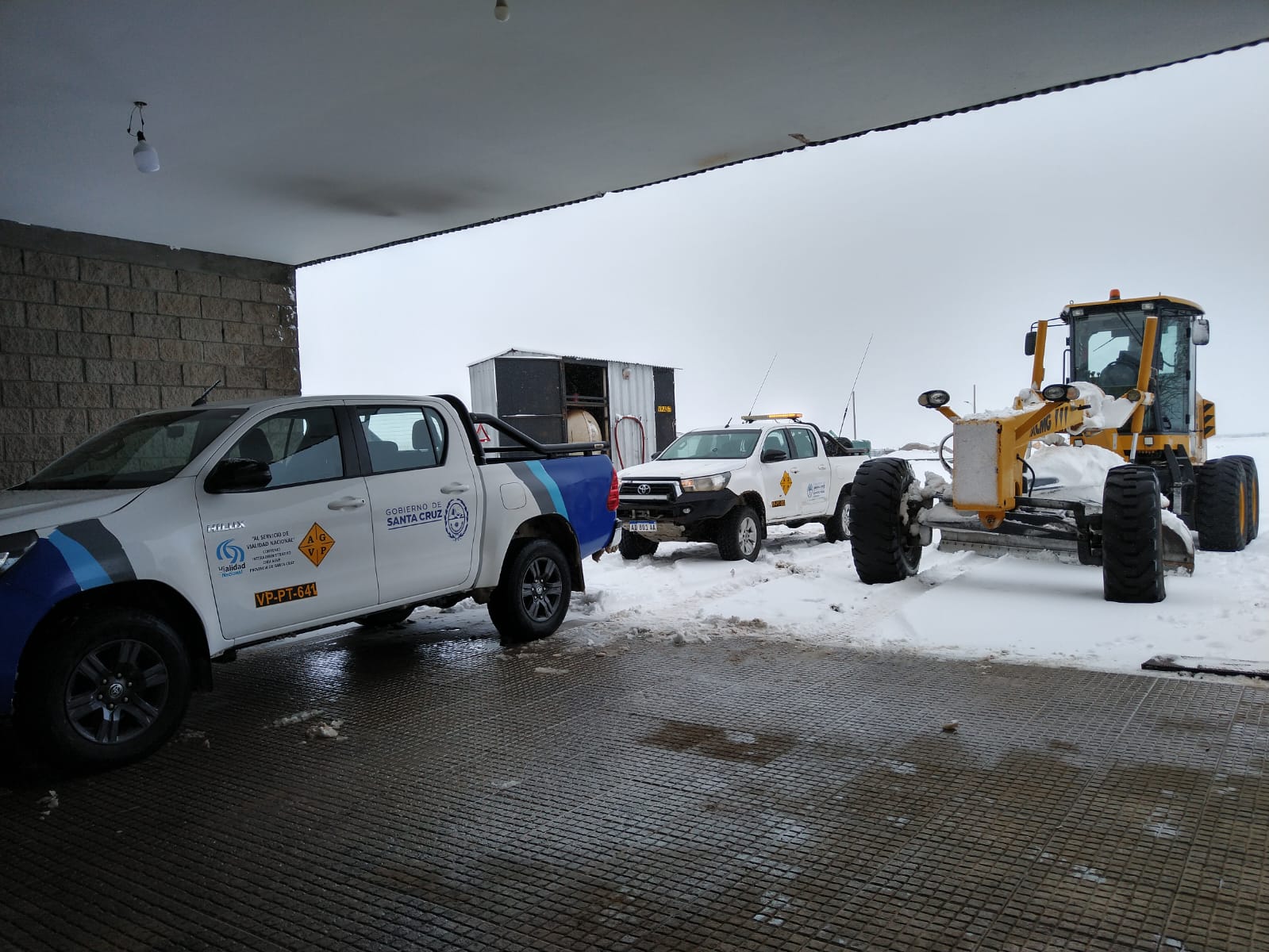 Despeje de nieve sobre la Ruta Nacional N.º 40