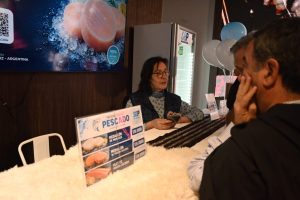 Santa Cruz proyecta su producción pesquera y gourmet en Buenos Aires