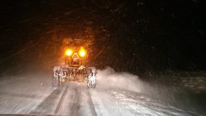 Vialidad Provincial realiza tareas de despeje de nieve en las rutas de Santa Cruz 