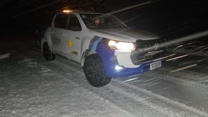 Vialidad Provincial realiza tareas de despeje de nieve en las rutas de Santa Cruz 