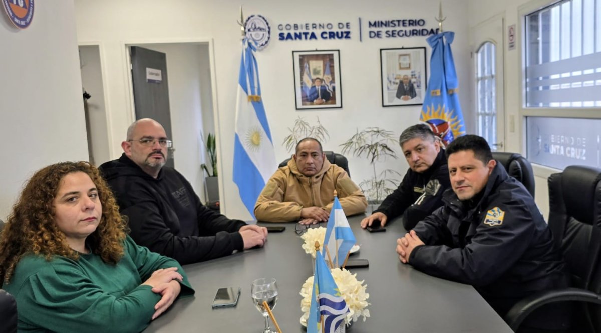Se diluye el conflicto policial: Caleta Olivia retomar&aacute; plenamente la actividad desde la medianoche