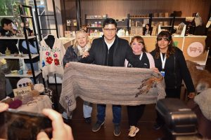 "Nuestro compromiso es acompañar a quienes producen y generan trabajo en Santa Cruz", aseguró Claudio Vidal