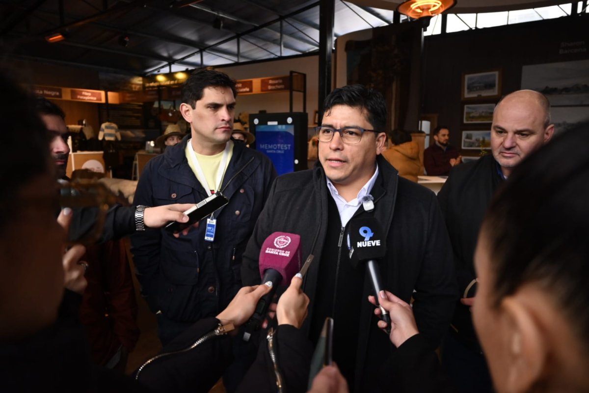 "Nuestro compromiso es acompa&ntilde;ar a quienes producen y generan trabajo en Santa Cruz", asegur&oacute; Claudio Vidal