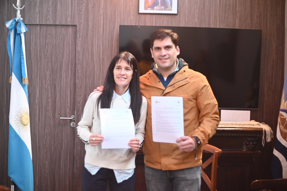 Santa Cruz avanza en la conservación de Cabo Vírgenes con la firma de una Carta de Intención junto a Fundación Por el Mar