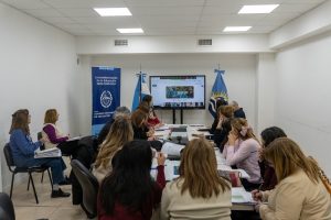 Educación articuló agendas pedagógicas y administrativas junto a la Fundación Banco Santa Cruz