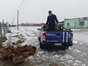  Continúa la logística de leña y el acompañamiento integral a familias de Río Gallegos