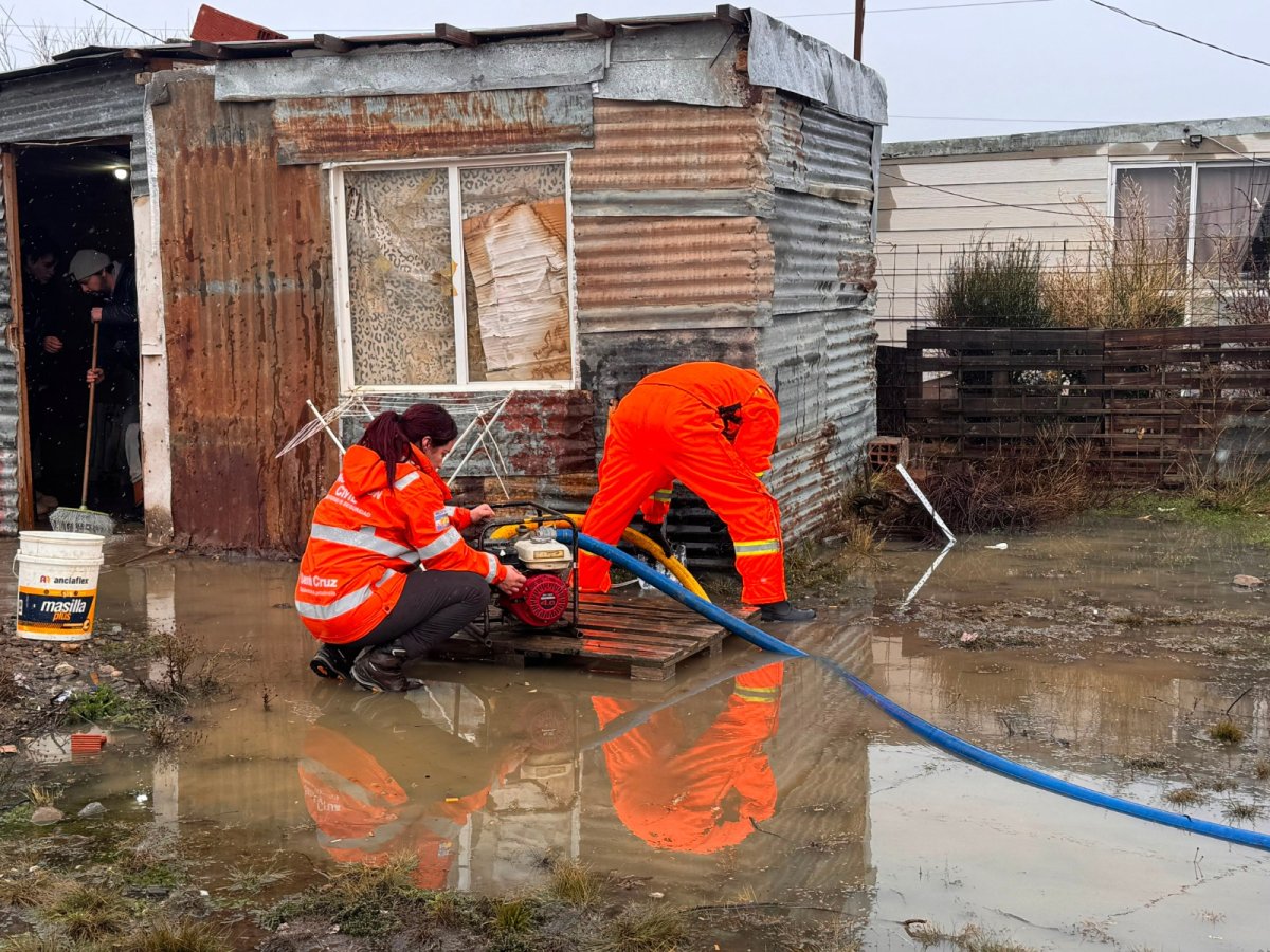 Georgion: "Mientras la emergencia exigía respuestas concretas, el Gobierno Provincial puso todos sus recursos en el territorio, haciendo foco en las verdaderas necesidades de los vecinos"