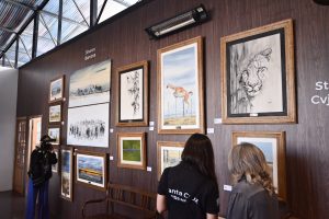 Con arte e identidad patagónica, Sharon Bárcena emocionó al público en la Expo Rural de Palermo