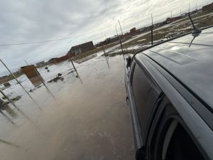 Tras el deshielo, el Gobierno provincial cuestionó los resultados de una obra de drenaje anunciada por el municipio