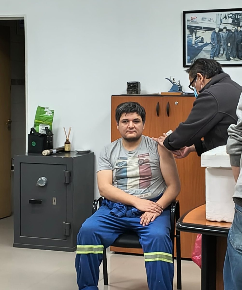 Servicios Públicos fortalece la salud de sus trabajadores con una campaña integral de vacunación