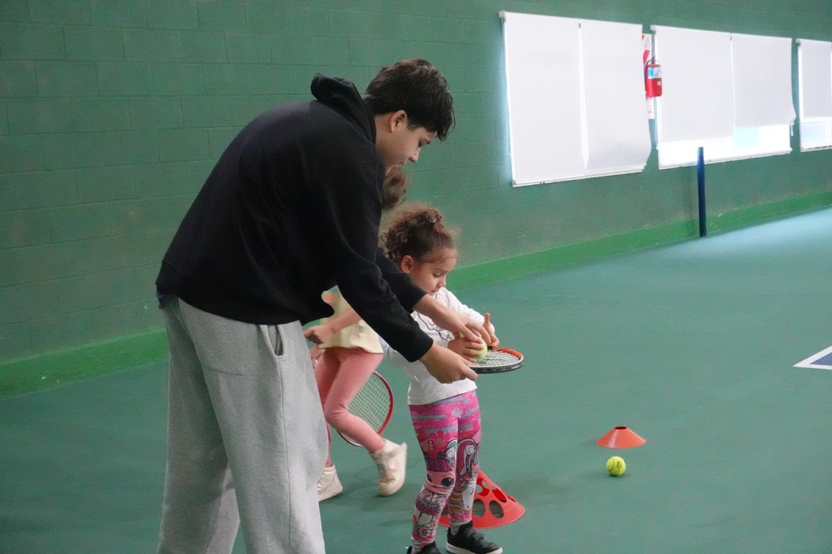 Exitoso cierre de las clases de Tenis Inicial del programa EduActiva en el Centro Asturiano