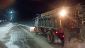 Vialidad Provincial realizó labores de despeje de nieve y distribución de sal